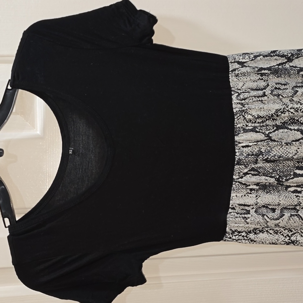 Black & White Snake Print Maxi Dress - Picture 4 of 16